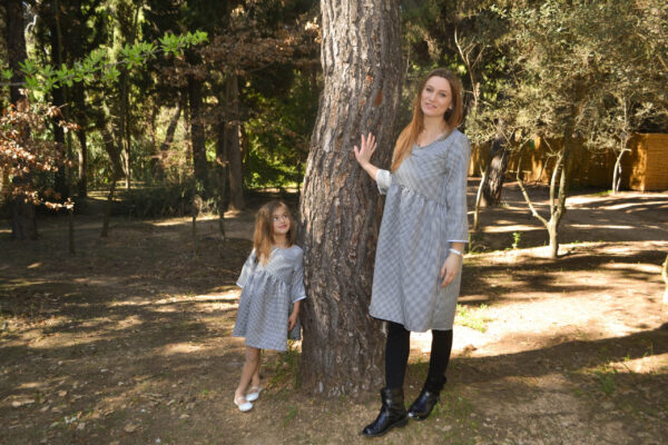Mother's day gift ideas Black and white checkered dress, mother daughter matching dress, Matching mommy and me, Plaid dress, Mother's Day